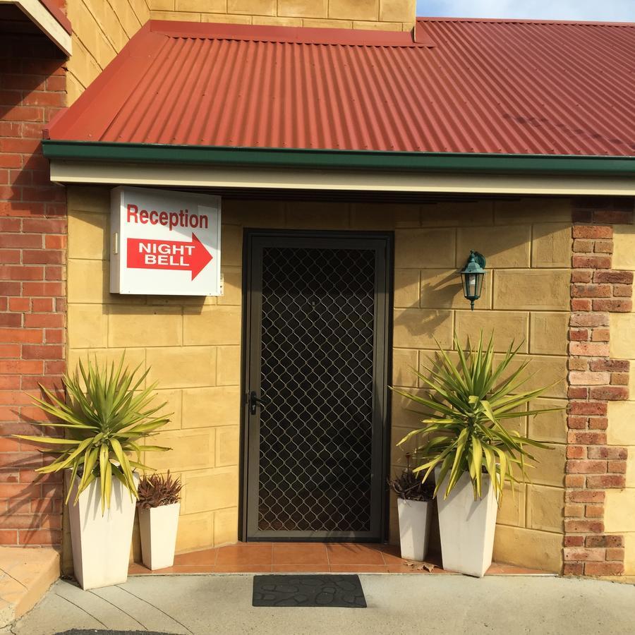 Poet'S Recall Motel Gundagai Eksteriør billede